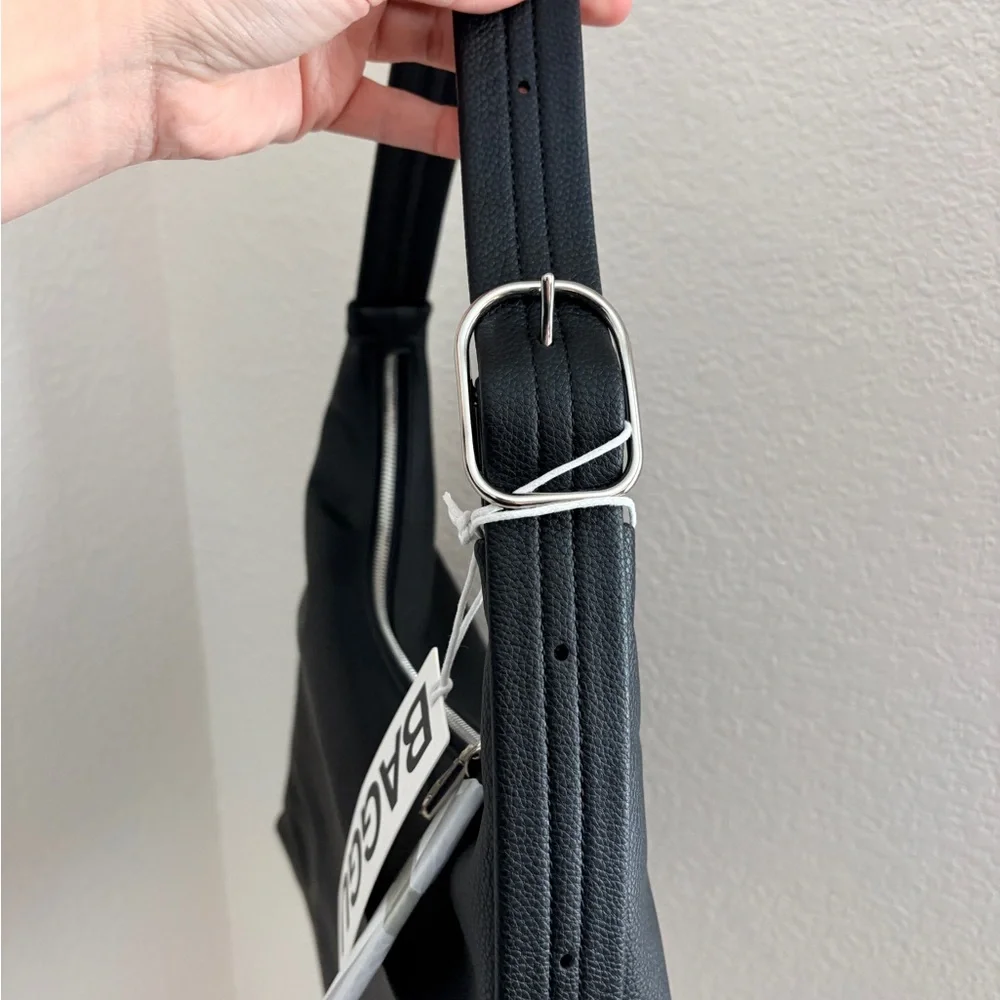 BAGGU Black Pebbled Hobo Shoulder Bag - Picture 3 of 5